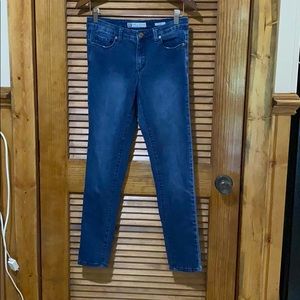 Anne Klein skinny jeans